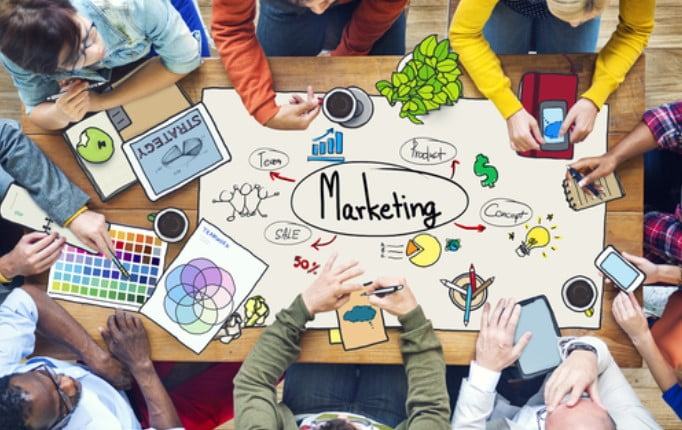 học nghề marketing